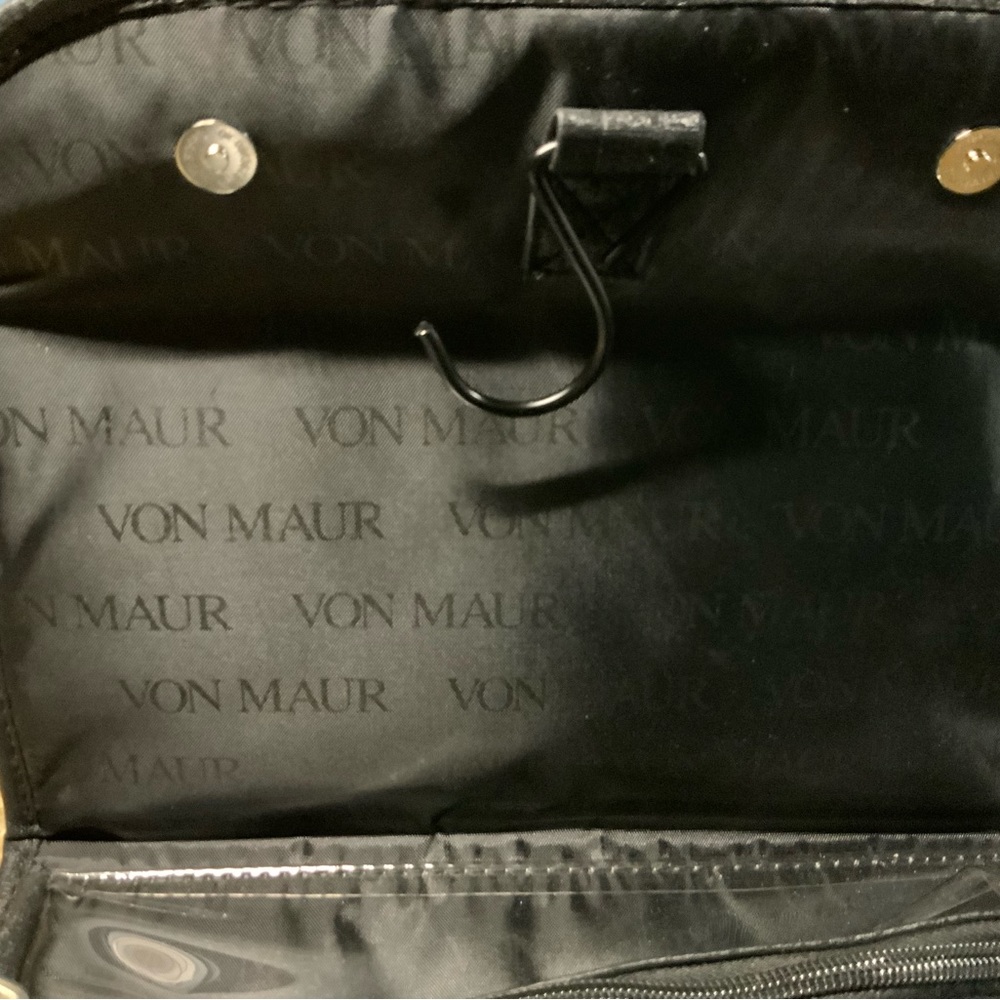 Von Maur cosmetic bag
